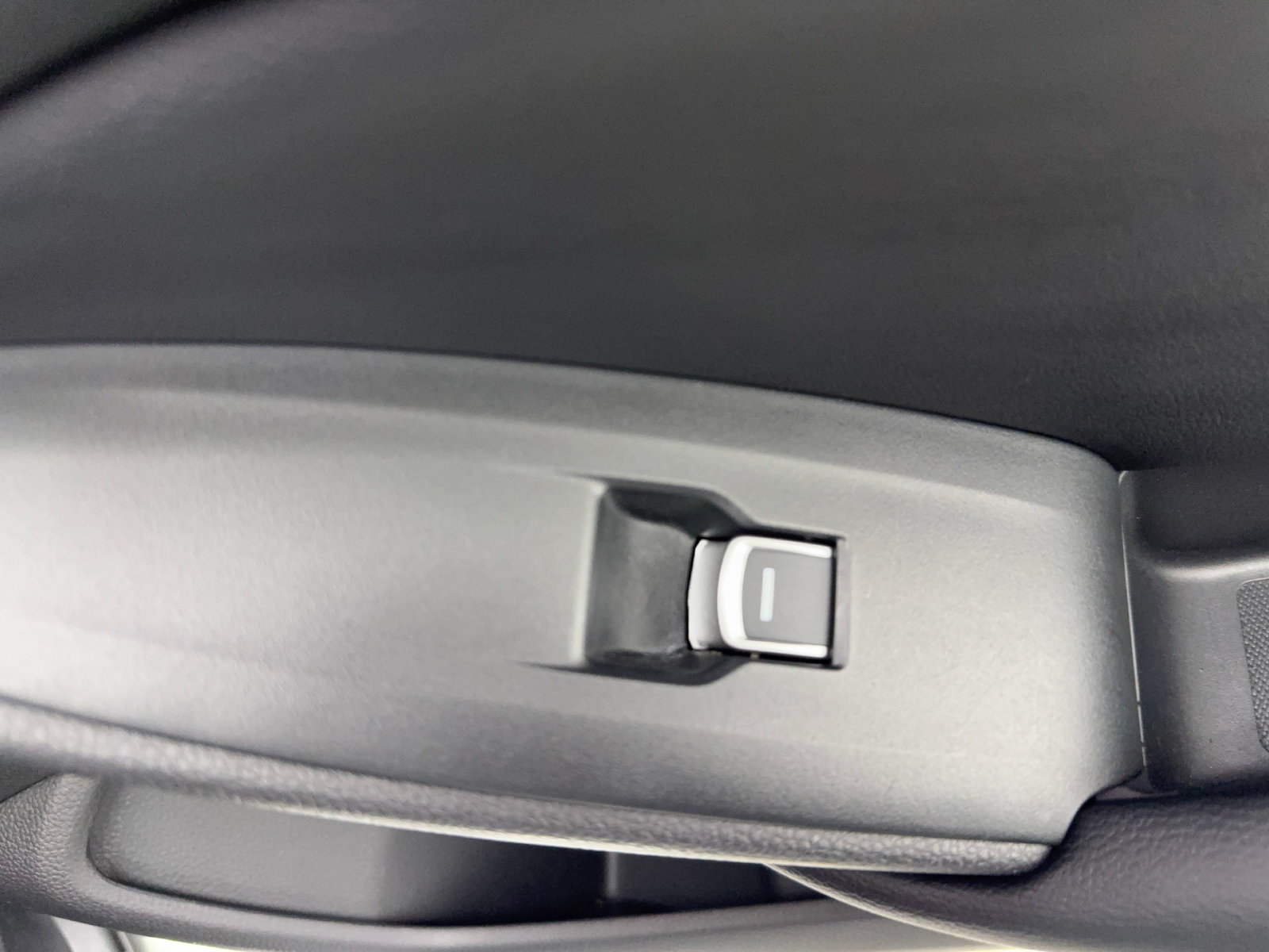 Used 2018 Honda Accord EX image 48