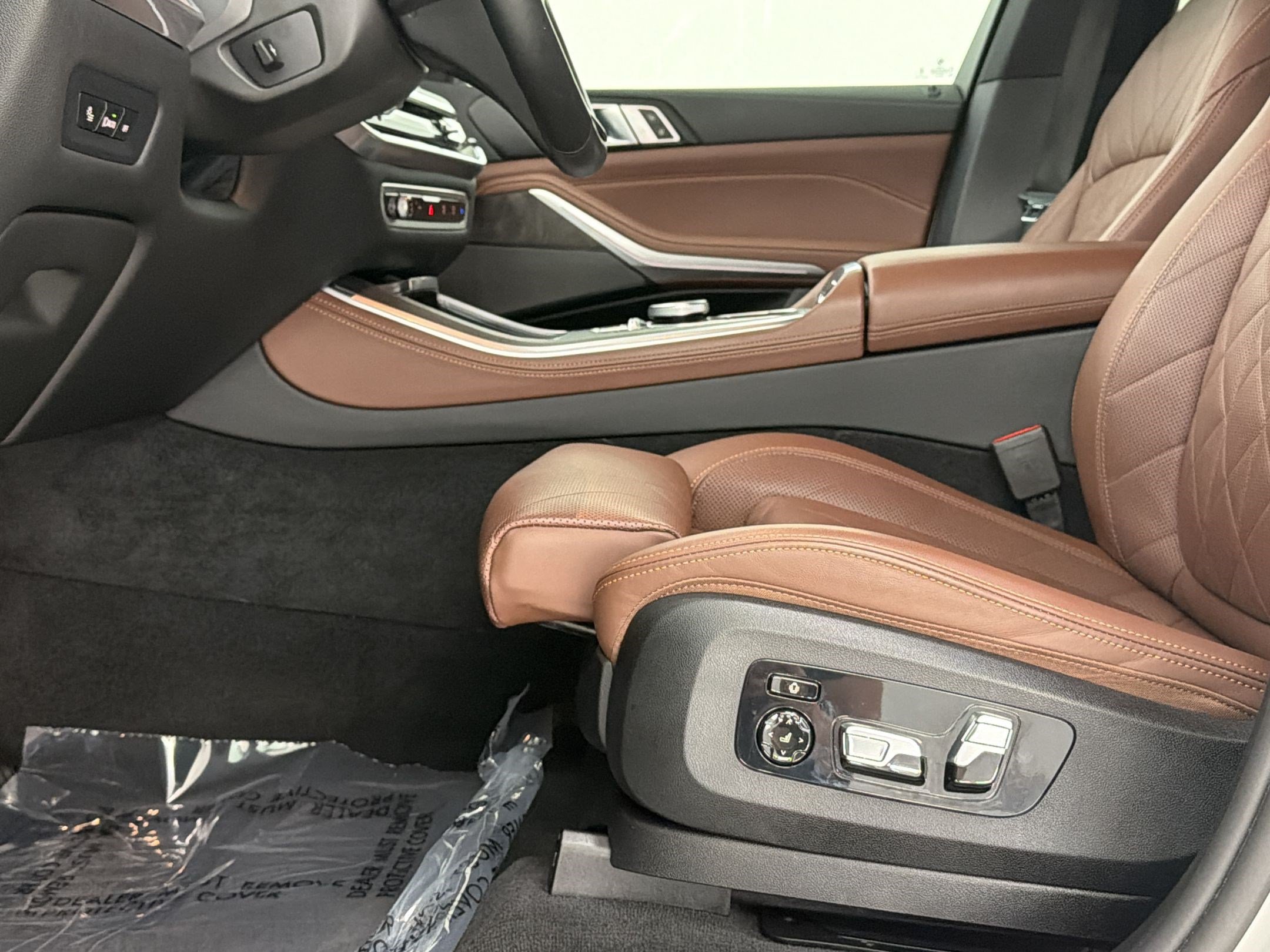 Certified 2024 BMW X5 xDrive40i w/ Premium Package AWD/4WD image 5