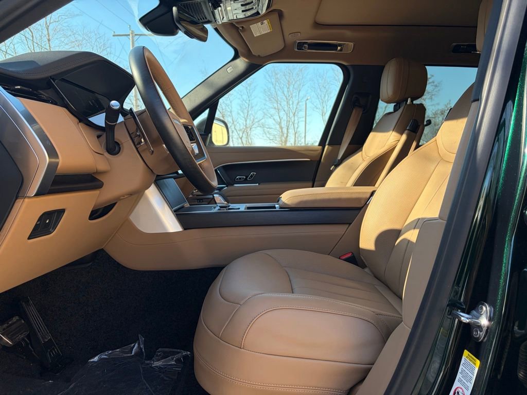 New 2026 Land Rover Range Rover SE image 11