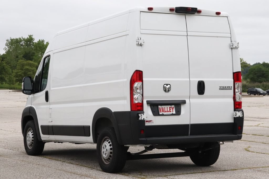 Used 2024 RAM ProMaster 1500 w/ Convenience Group FWD image 7