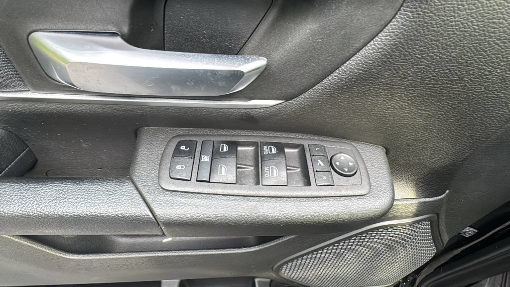 Used 2023 RAM 1500 Big Horn AWD/4WD image 15