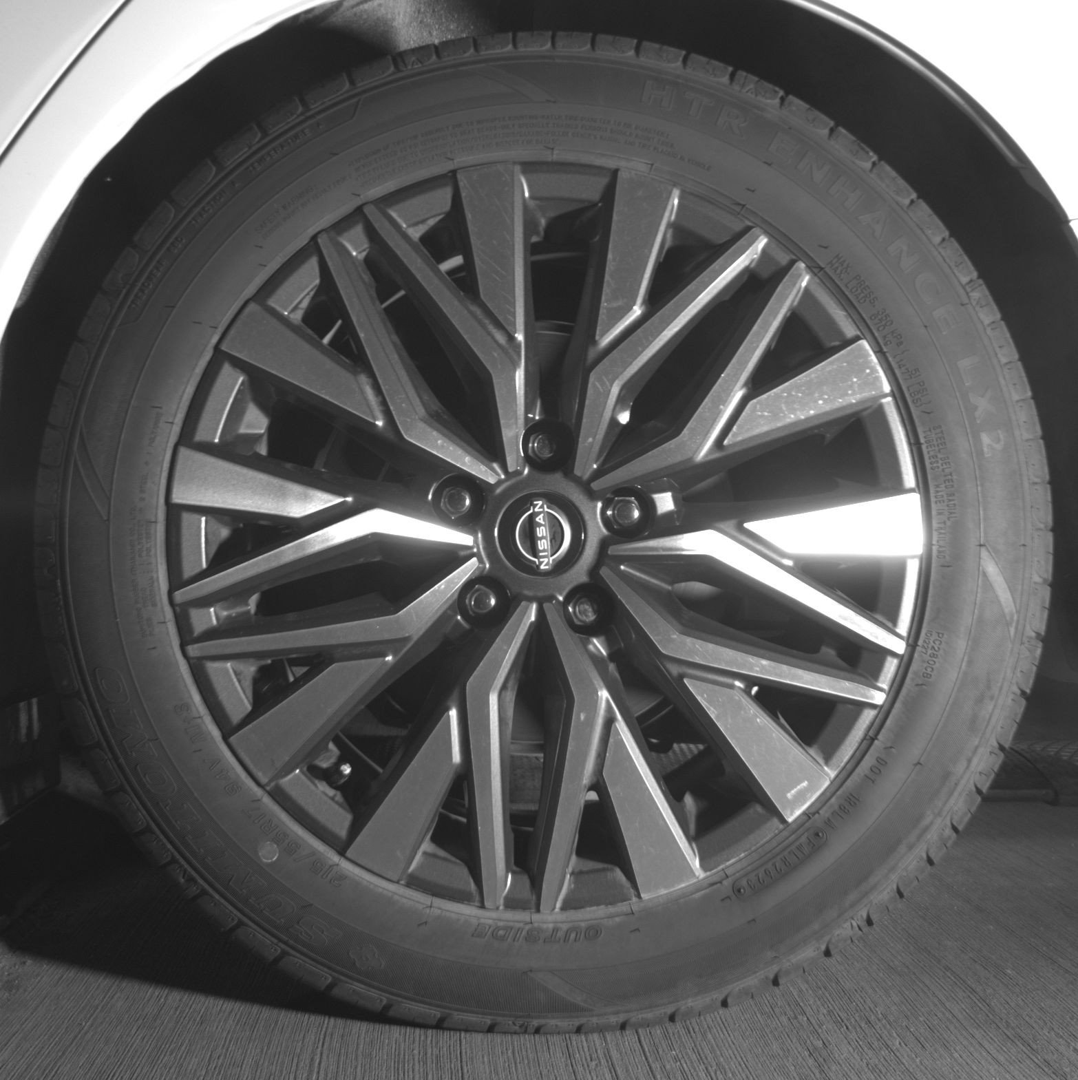 Used 2025 Nissan Altima 2.5 SV image 14