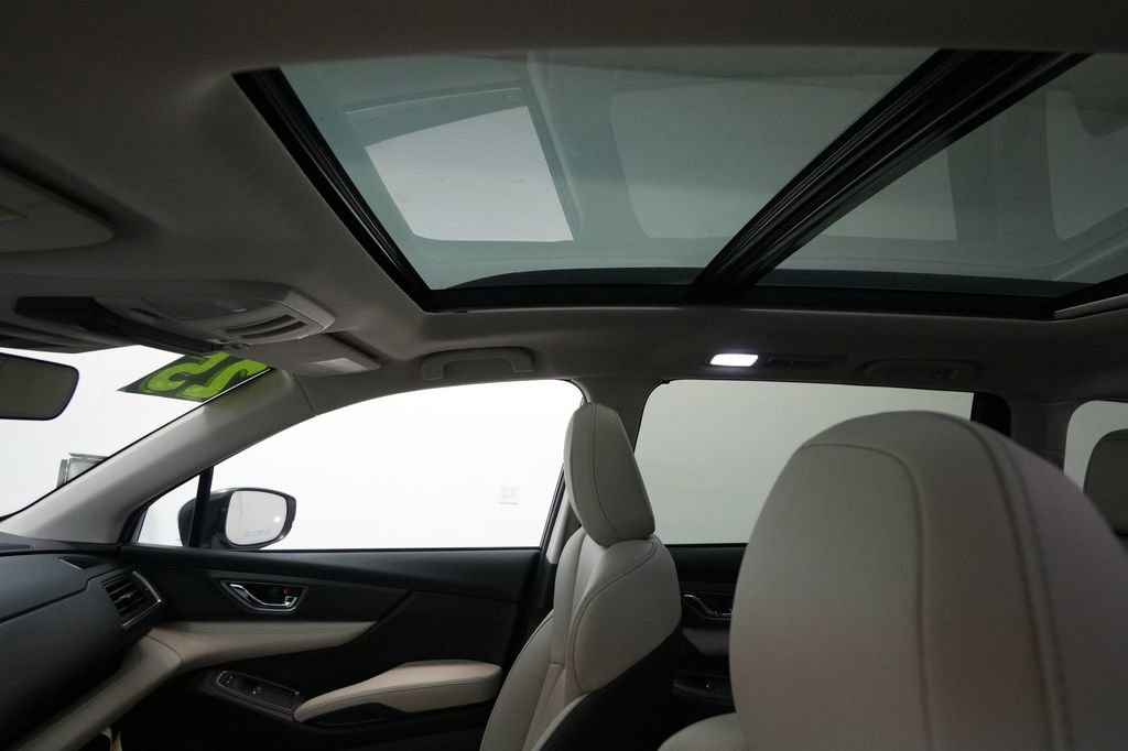 New 2025 Subaru Ascent Limited image 17