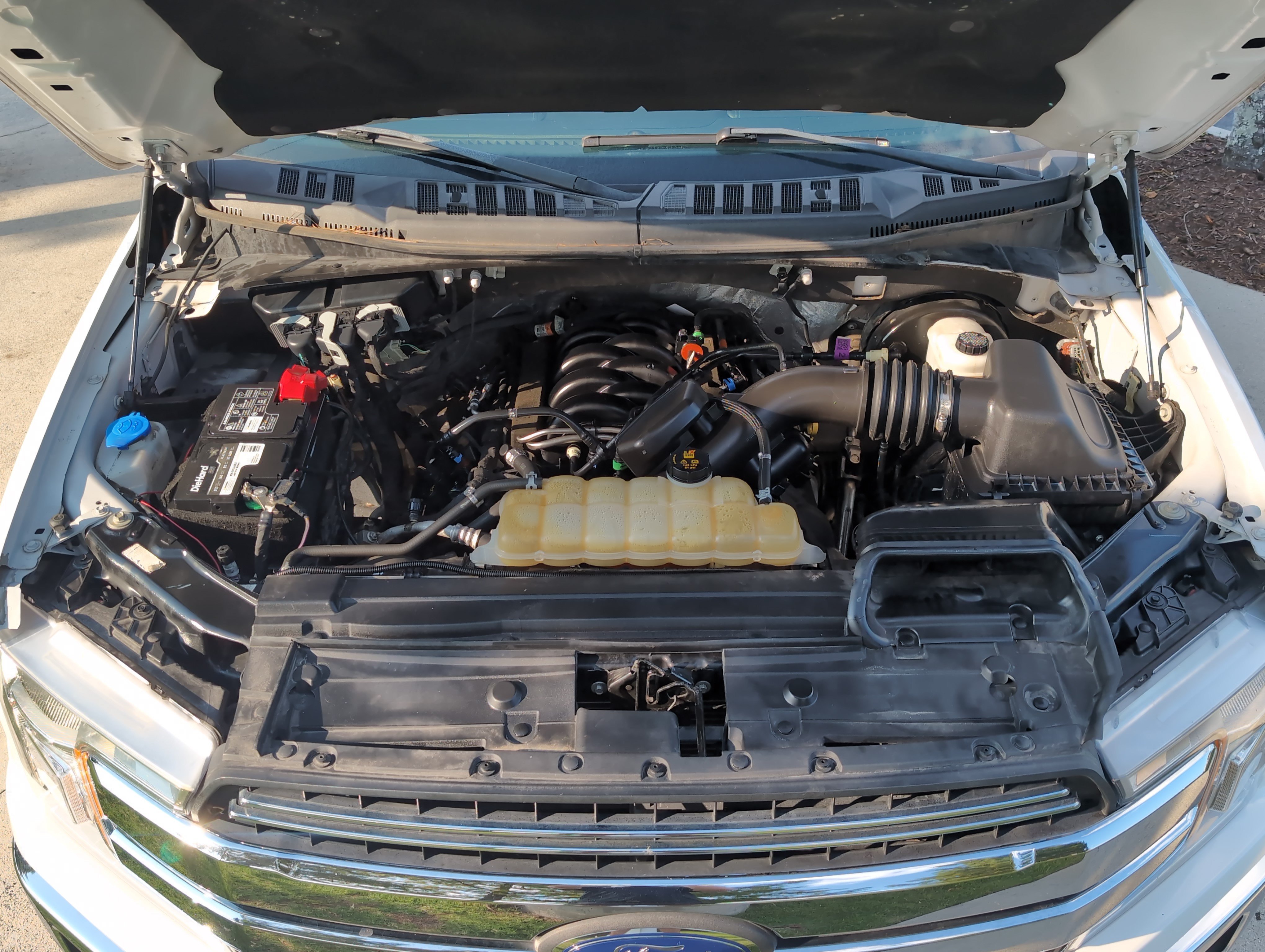 Used 2020 Ford F150 Lariat RWD image 33
