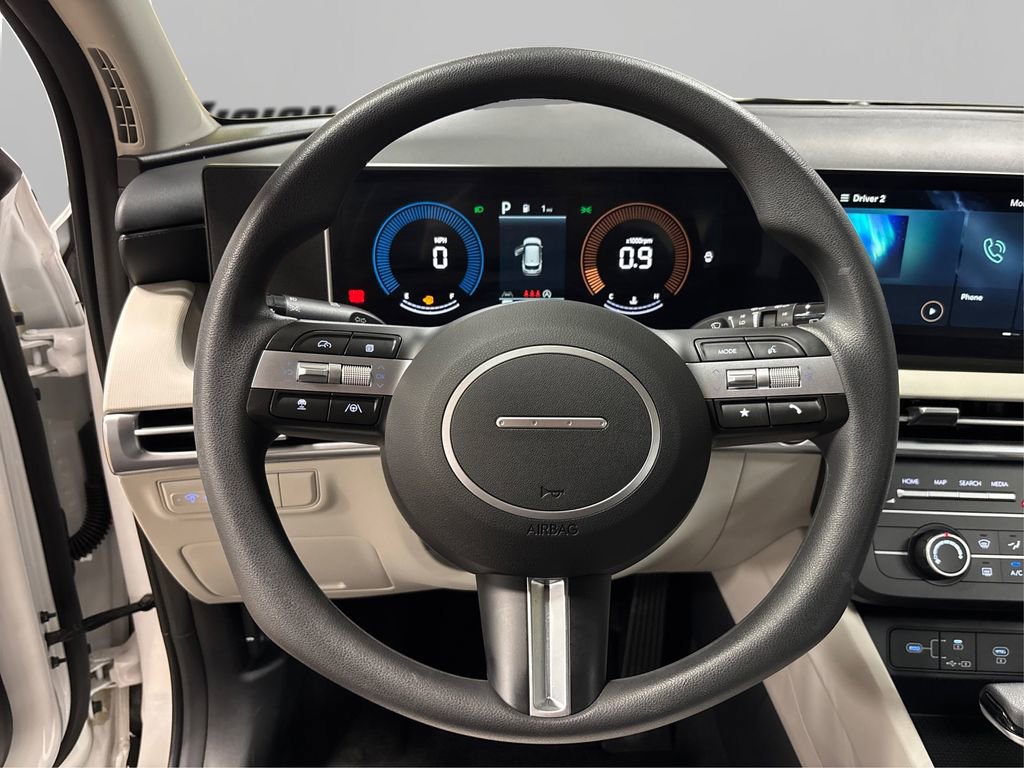 Certified 2025 Hyundai Tucson SE image 23