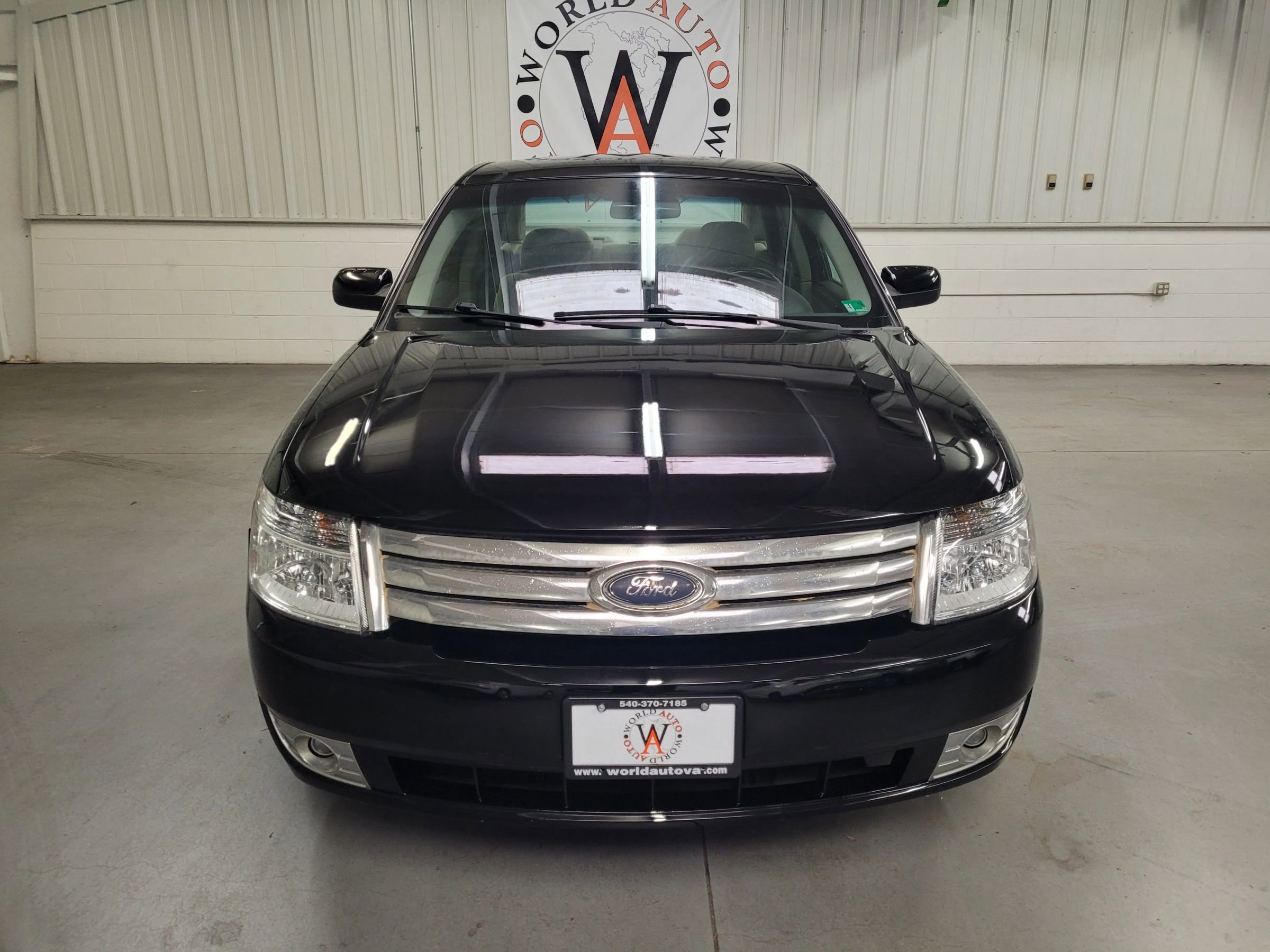 Used 2008 Ford Taurus SEL image 12