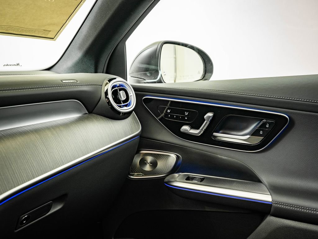 New 2026 Mercedes-Benz GLC 300 4MATIC image 39