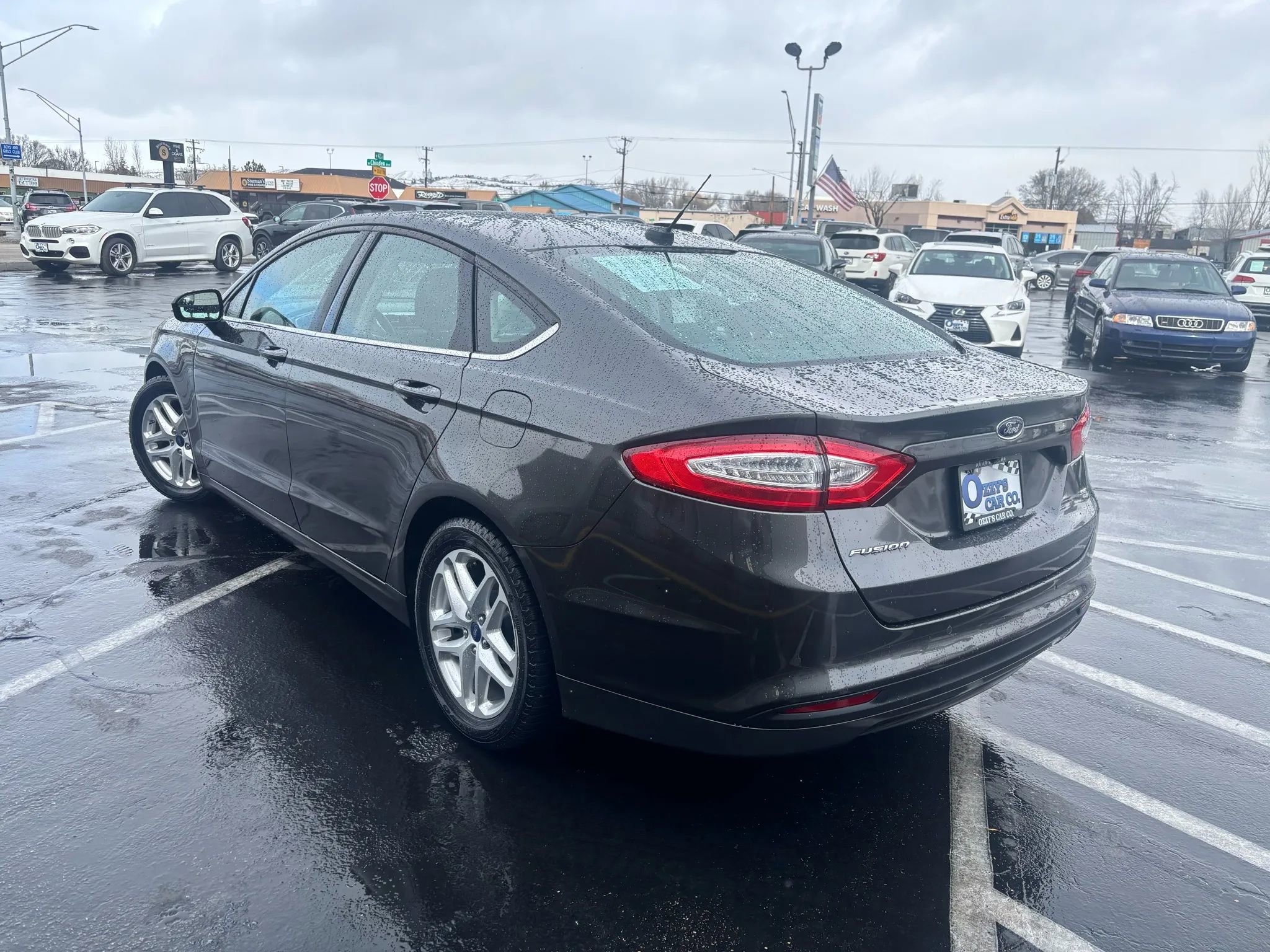 Used 2016 Ford Fusion SE image 3