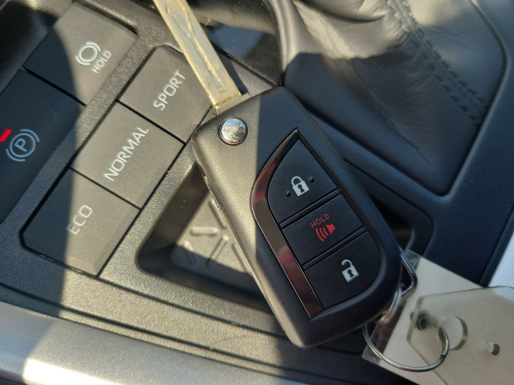 Certified 2025 Toyota RAV4 LE FWD image 35