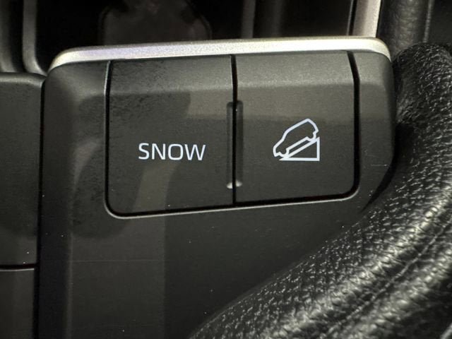 Used 2026 Toyota Grand Highlander AWD image 25