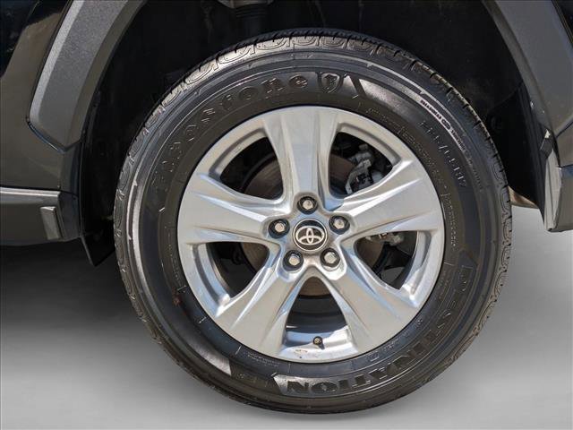 Used 2025 Toyota RAV4 LE AWD/4WD image 23