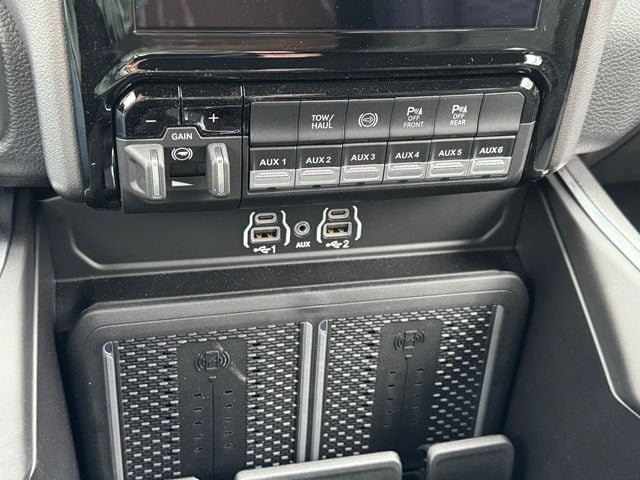 New 2026 RAM 2500 Big Horn AWD/4WD image 41
