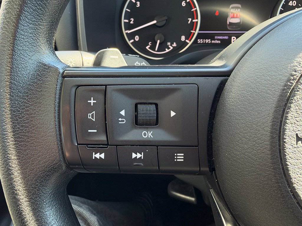 Used 2024 Nissan Rogue SV FWD image 23