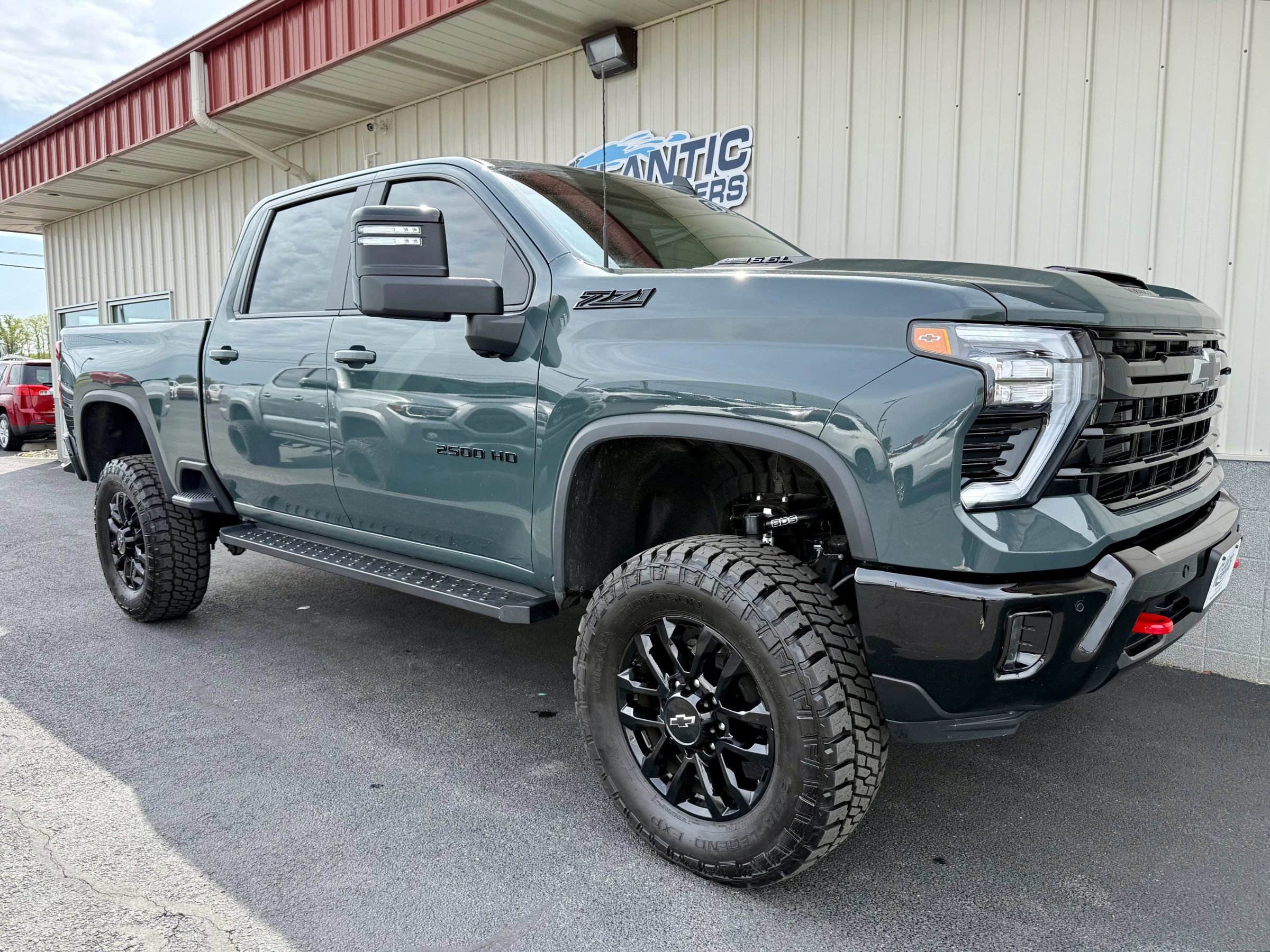 Used 2025 Chevrolet Silverado 2500 LT w/ Trail Boss Package image 4