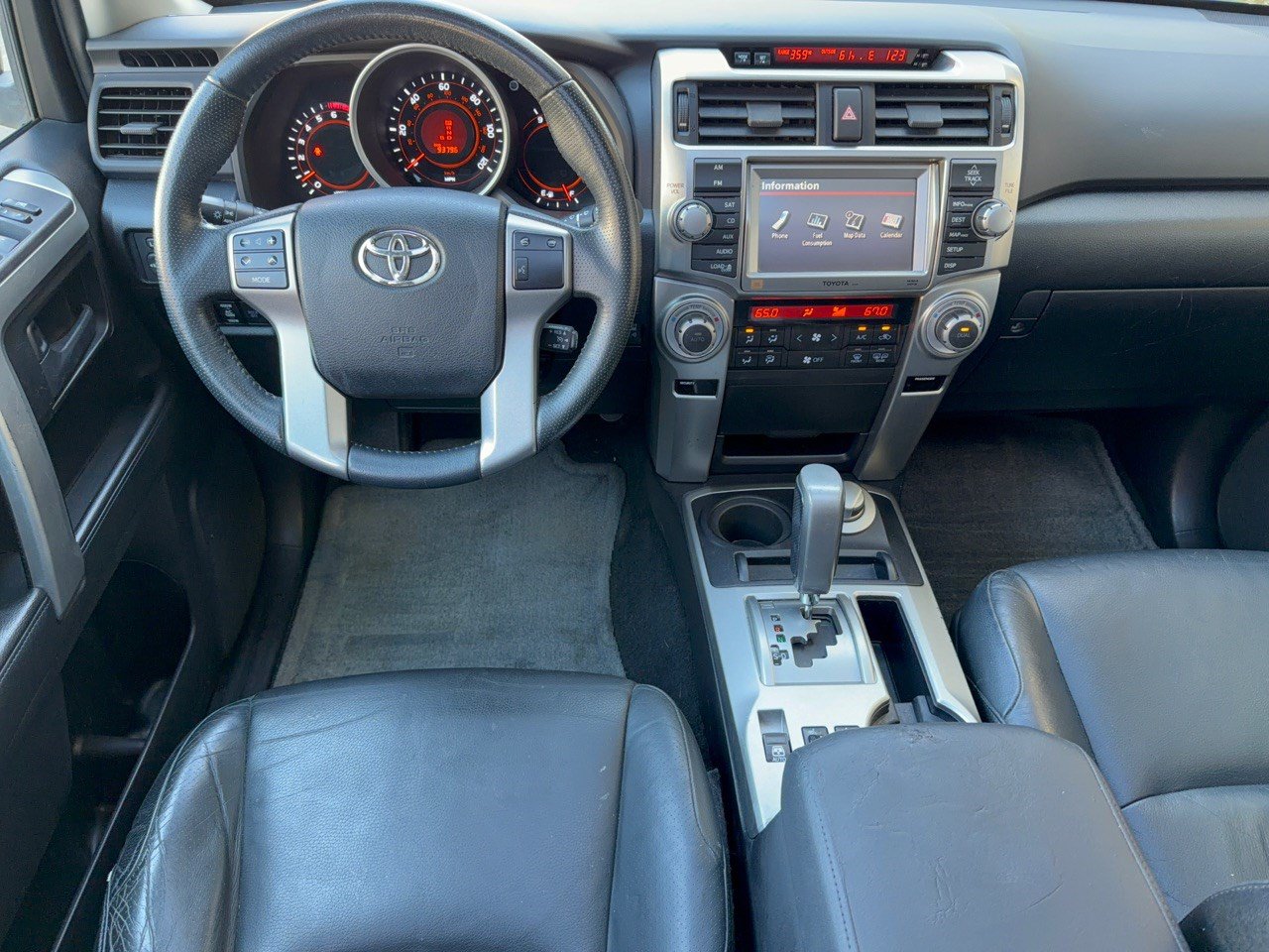 Used 2011 Toyota 4Runner Limited AWD/4WD image 17