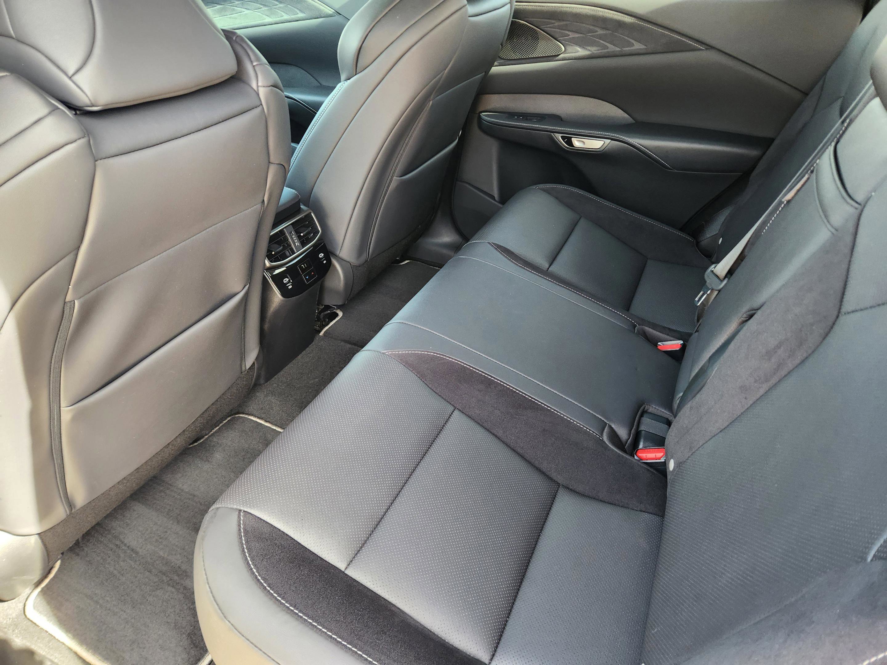 Certified 2024 Lexus RX 500h F Sport w/ Accessory Package (K3) image 27