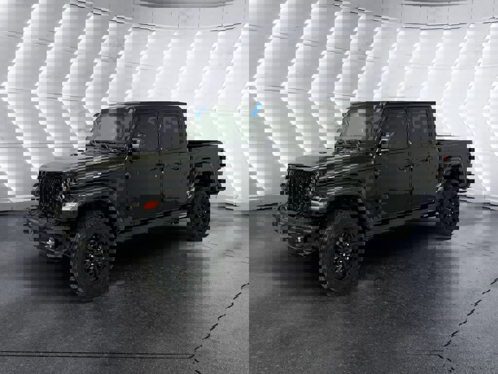 Used 2023 Jeep Gladiator Sport S image 3