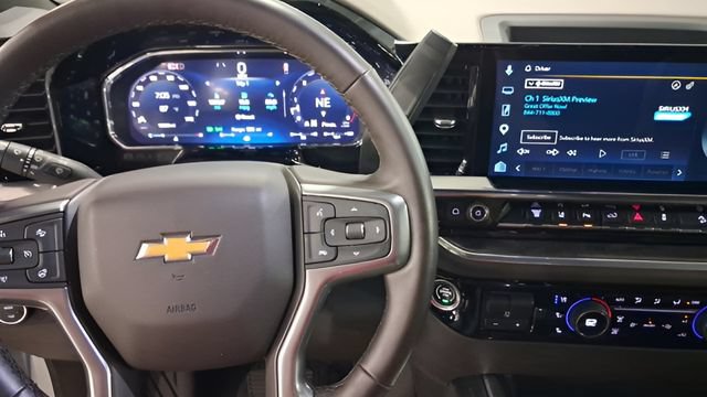 Used 2026 Chevrolet Silverado 3500 LTZ w/ LTZ Premium Package AWD/4WD image 12