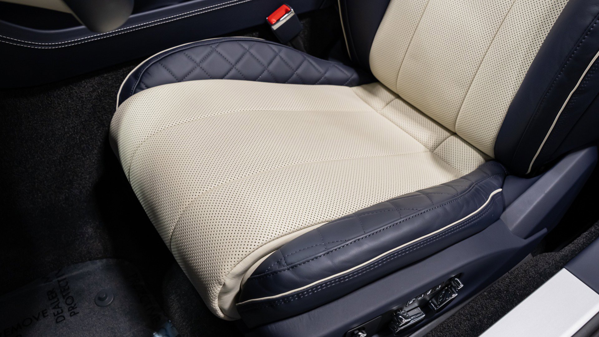 Used 2024 Bentley Continental GT Speed AWD/4WD image 46