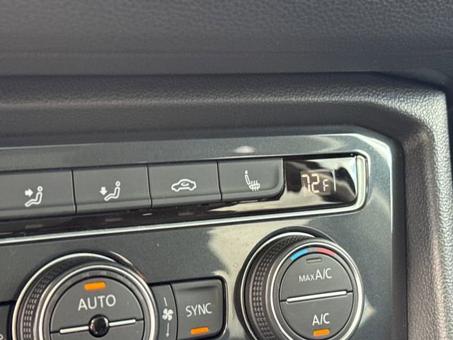 Used 2020 Volkswagen Tiguan SEL image 24