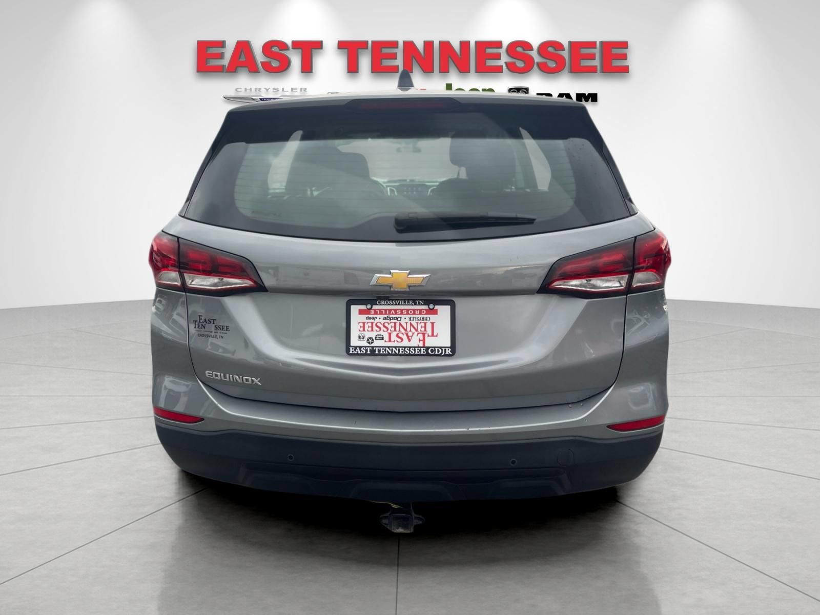Used 2023 Chevrolet Equinox LS w/ Driver Confidence II Package FWD image 4