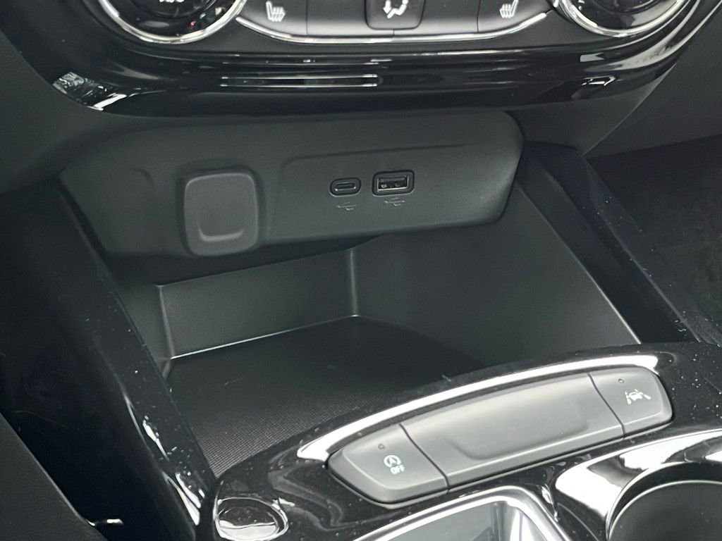 New 2026 Chevrolet Trax LT w/ Driver Confidence Package image 19