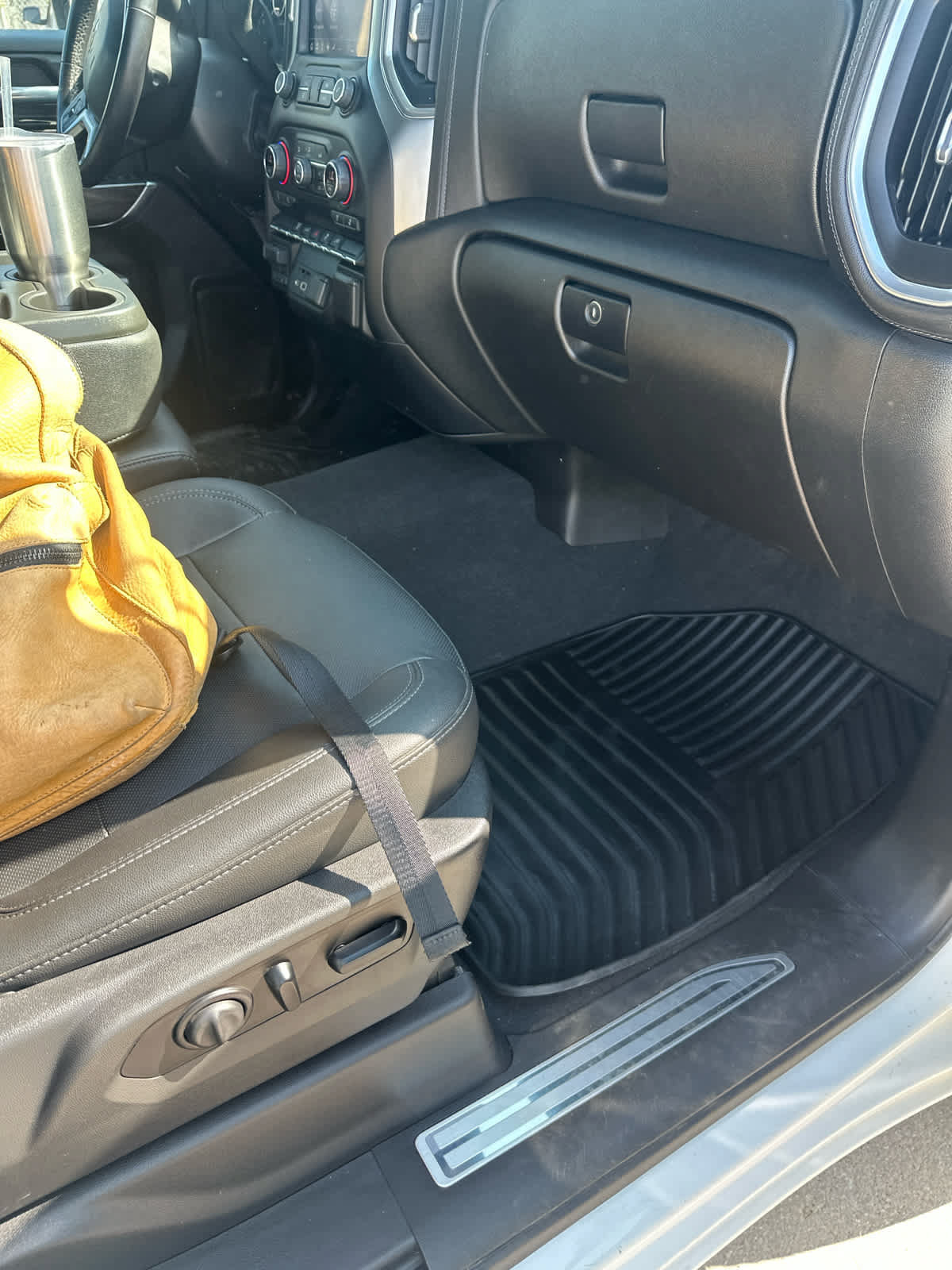 Used 2021 Chevrolet Silverado 2500 LTZ AWD/4WD image 6