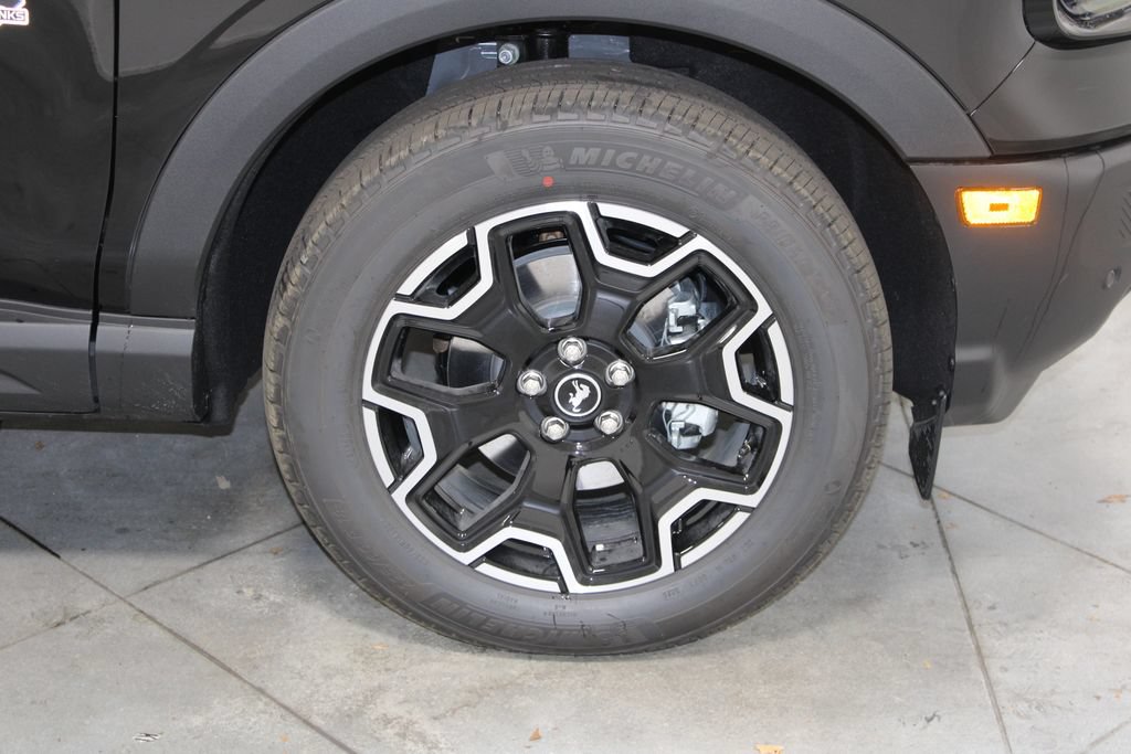 New 2025 Ford Bronco Sport Outer Banks w/ Outer Banks Tech Package+ AWD/4WD image 12
