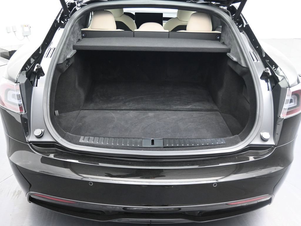 Used 2021 Tesla Model S Plaid image 16
