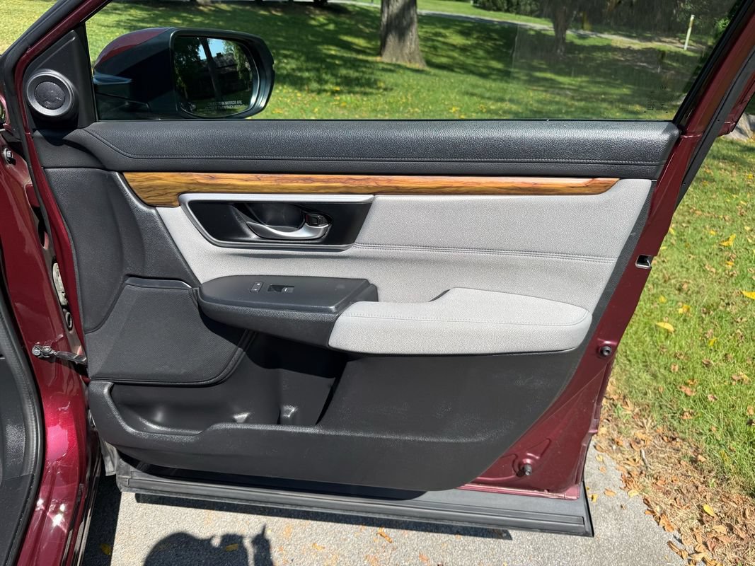 Used 2017 Honda CR-V EX image 34