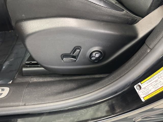 Used 2021 Jeep Cherokee Limited w/ Trailer Tow Group image 17