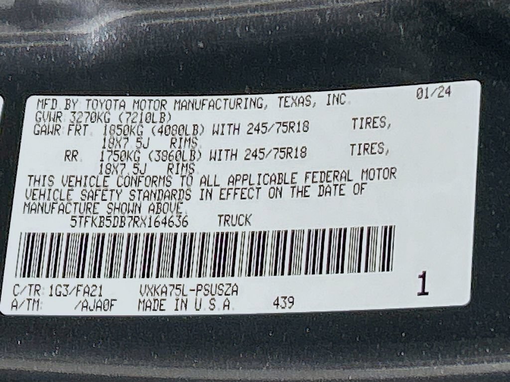 Used 2024 Toyota Tundra SR w/ SR Tow Package AWD/4WD image 28