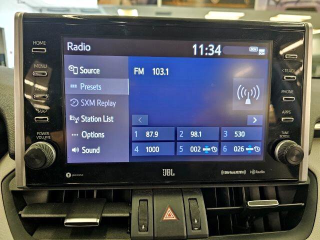 Used 2022 Toyota RAV4 XLE Premium image 20