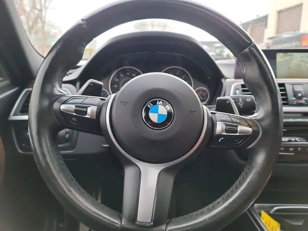 Used 2017 BMW 340i xDrive 340i xDrive Sedan 4D image 11