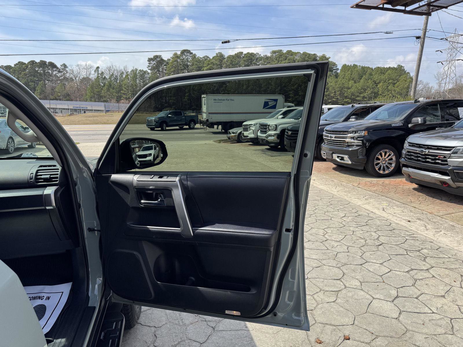 Used 2022 Toyota 4Runner Trail Special Edition image 17