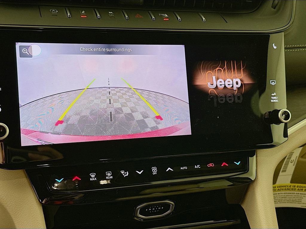 New 2026 Jeep Grand Cherokee Limited image 18