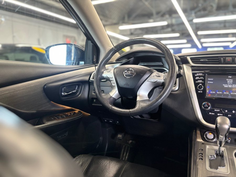 Used 2015 Nissan Murano Platinum w/ Platinum Technology Package AWD/4WD image 23