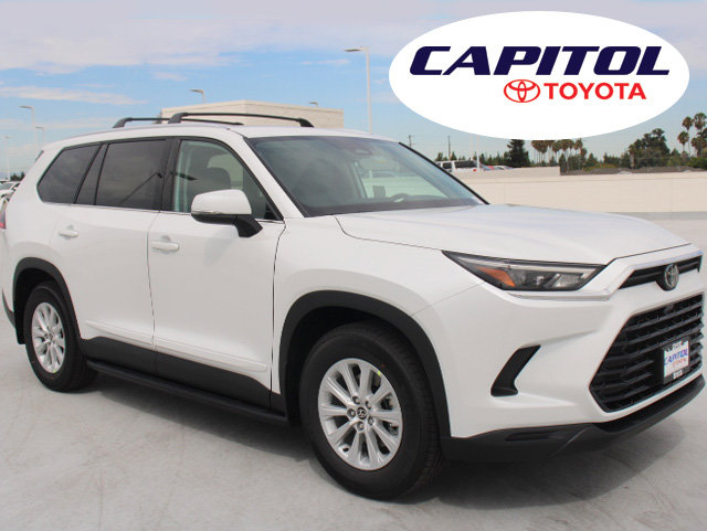 New 2026 Toyota Grand Highlander XLE FWD image 1