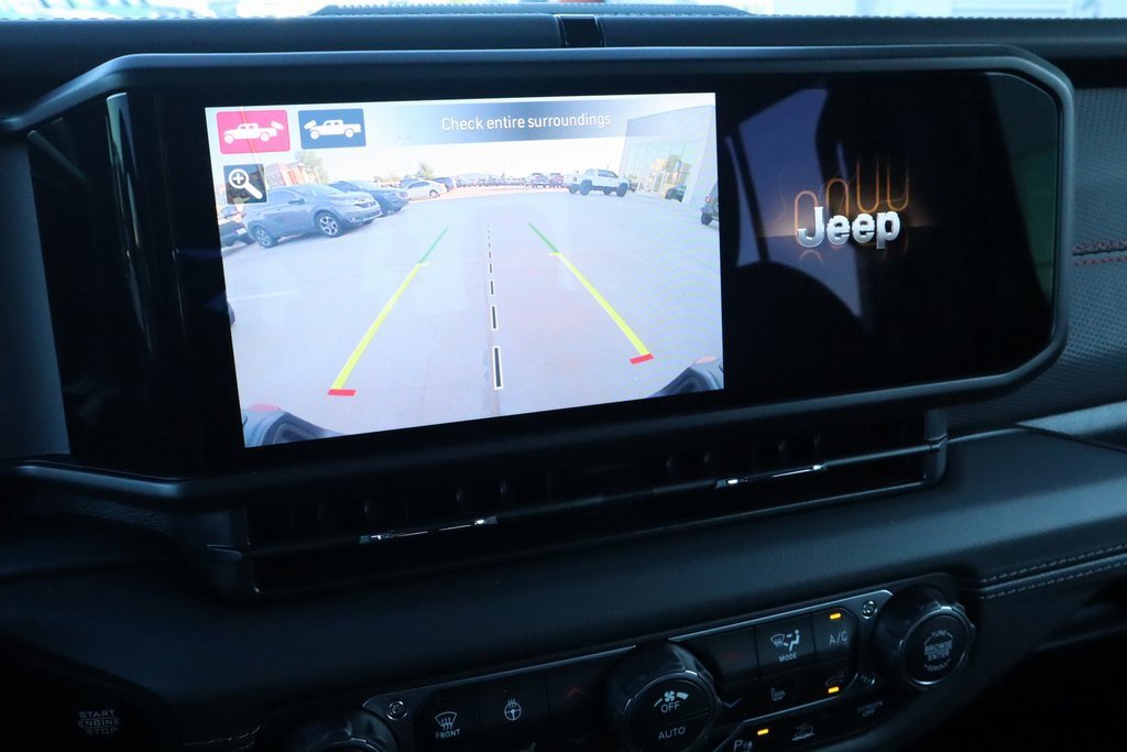 New 2025 Jeep Gladiator Rubicon image 6