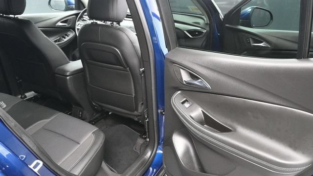 Used 2023 Buick Encore GX Preferred w/ Cold Weather Comfort Package AWD/4WD image 12
