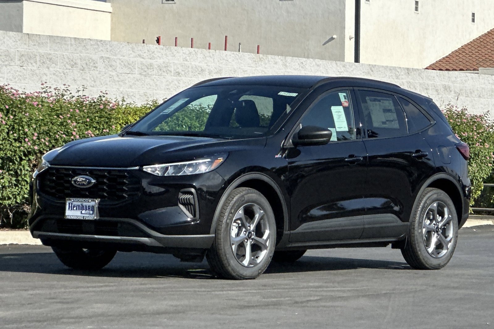 New 2025 Ford Escape ST-Line w/ Equipment Group 301A image 8