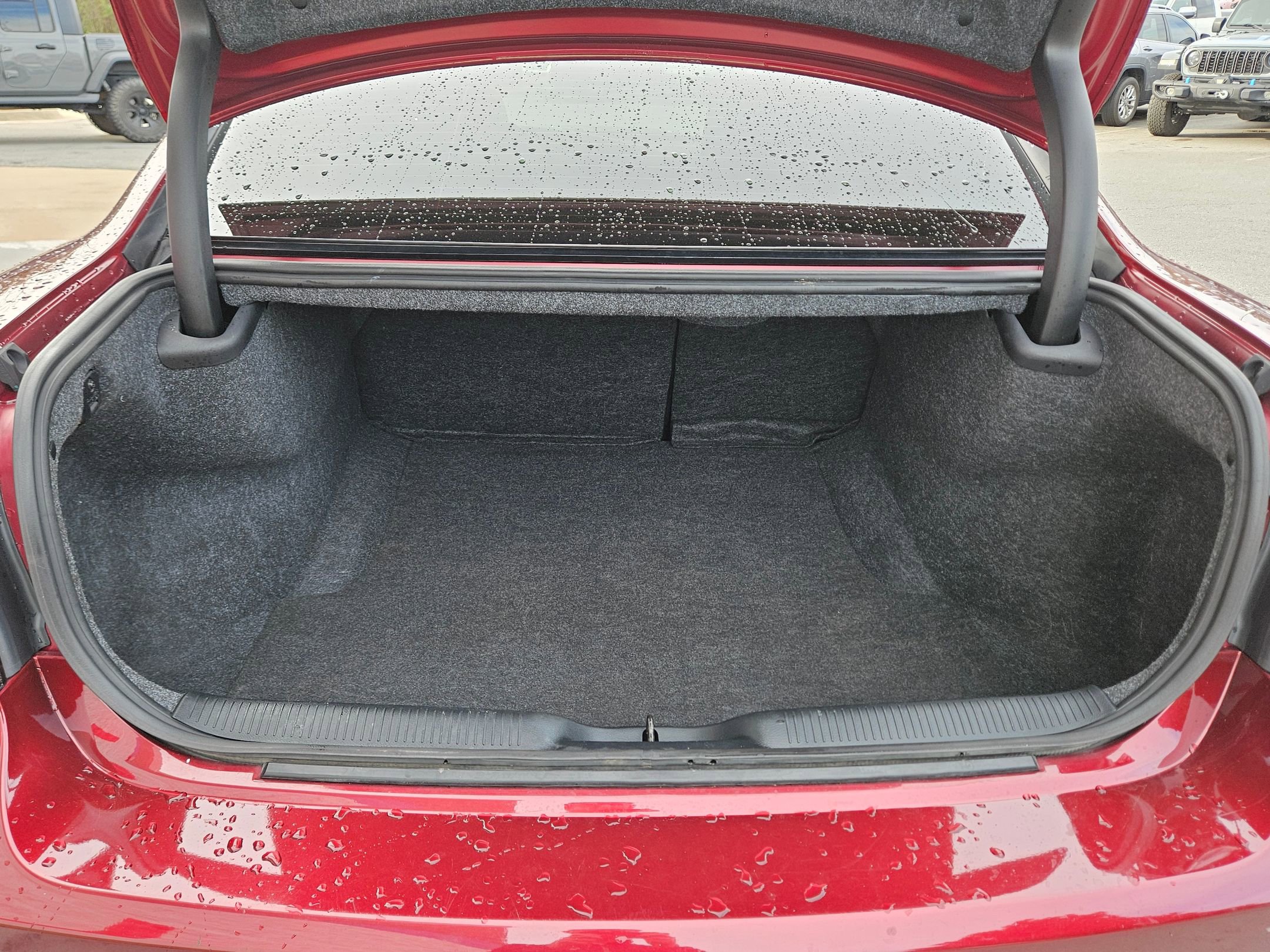 Used 2023 Dodge Charger R/T w/ Blacktop Package image 30