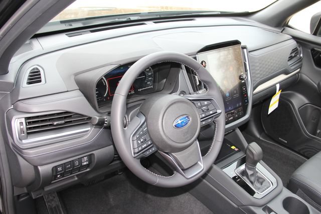 Used 2025 Subaru Forester Limited AWD/4WD image 19