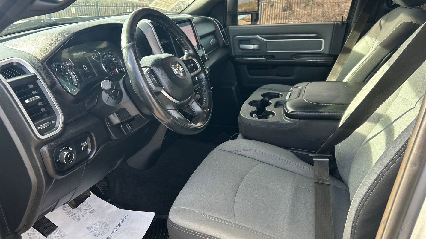 Used 2023 RAM 2500 Big Horn w/ Level 1 Equipment Group image 9