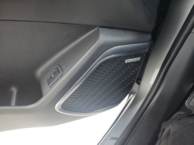 Used 2025 Buick Enclave Preferred image 27