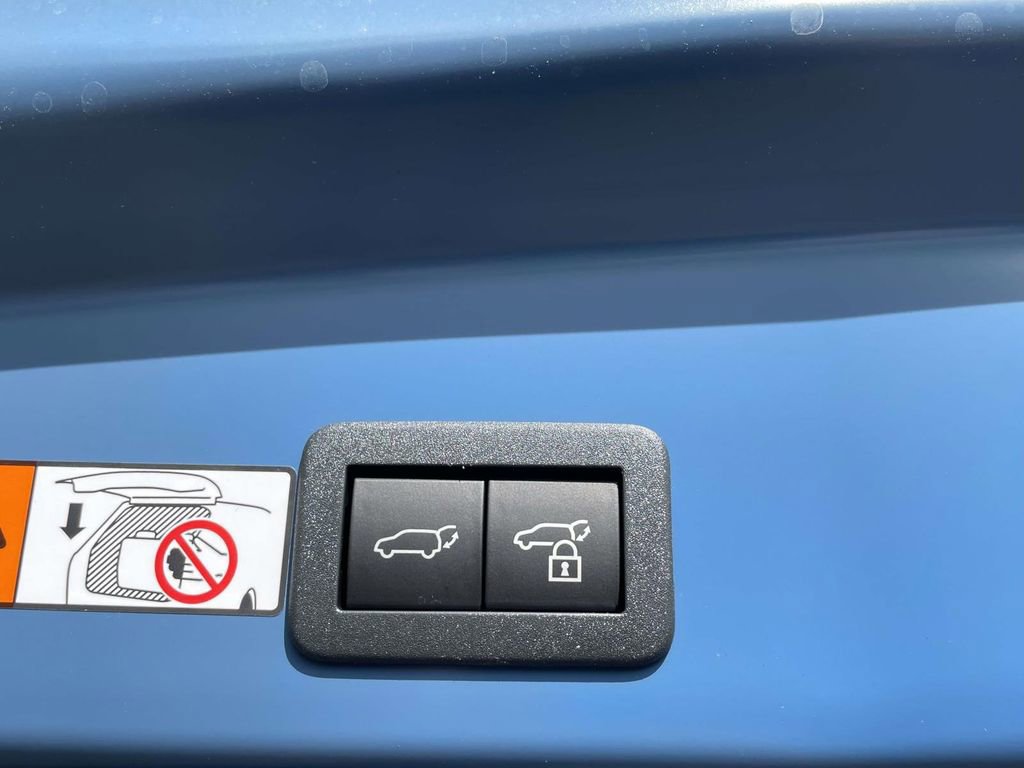 New 2026 Toyota Corolla Cross XLE AWD/4WD image 53