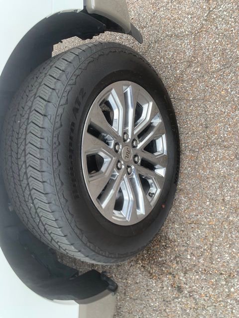 Used 2025 Ford F150 King Ranch w/ FX4 Off-Road Package AWD/4WD image 9