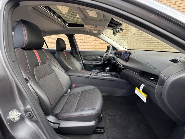 New 2026 Nissan Sentra SR w/ SR Premium Package FWD image 7