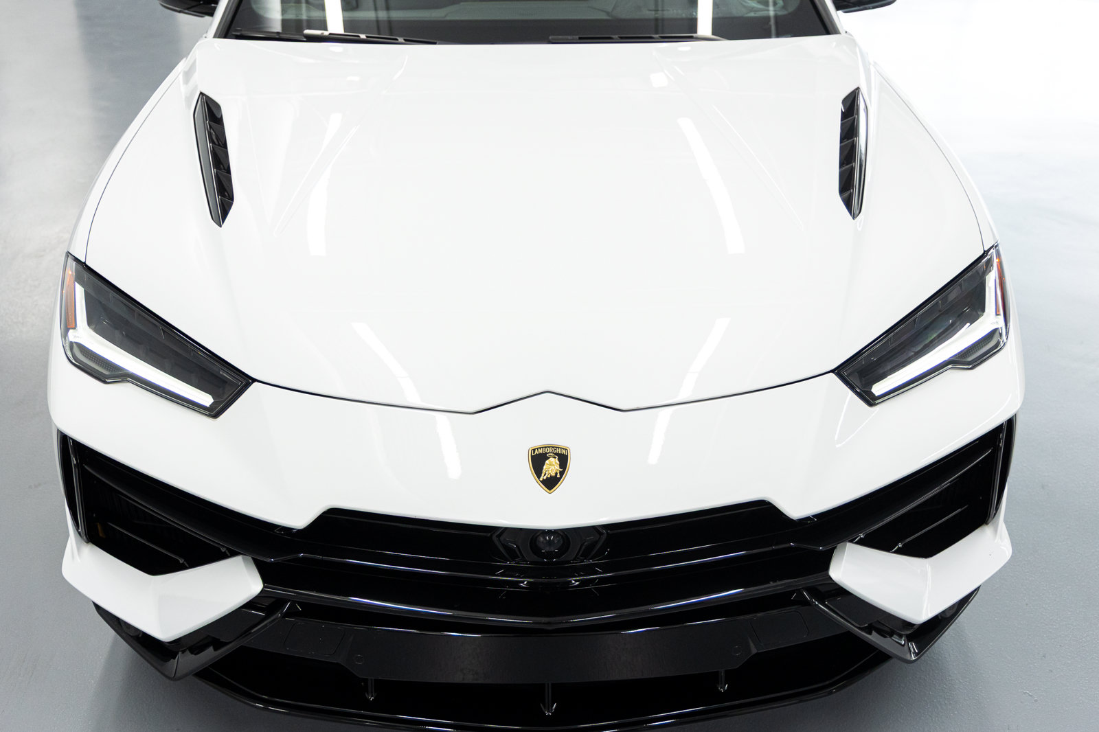 Used 2024 Lamborghini Urus S AWD/4WD image 12