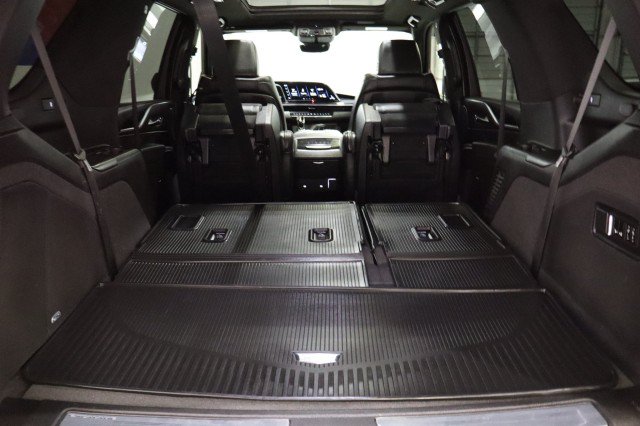 Used 2023 Cadillac Escalade Sport w/ Touring Package AWD/4WD image 28